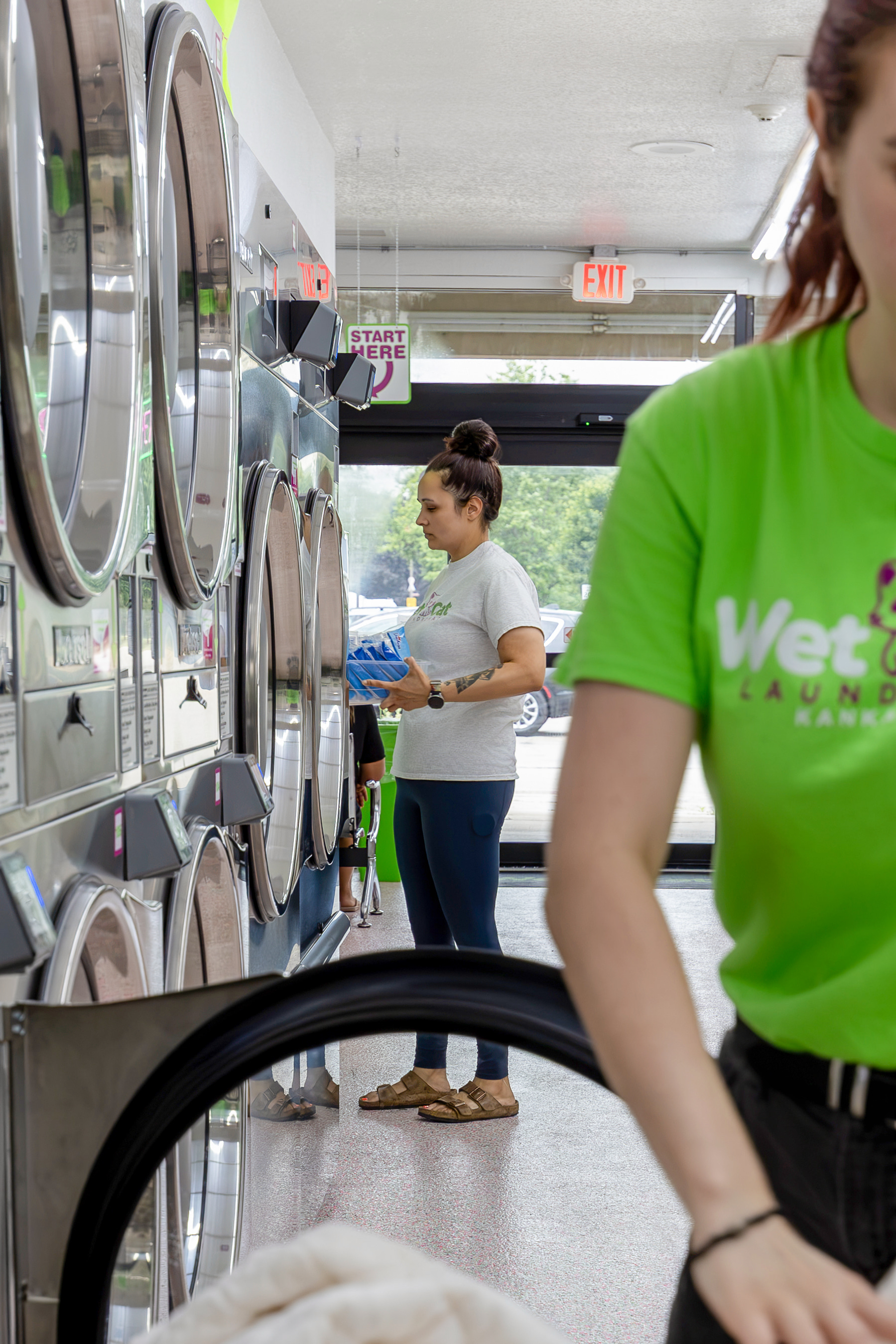 24Hour Kankakee Laundromat Staff